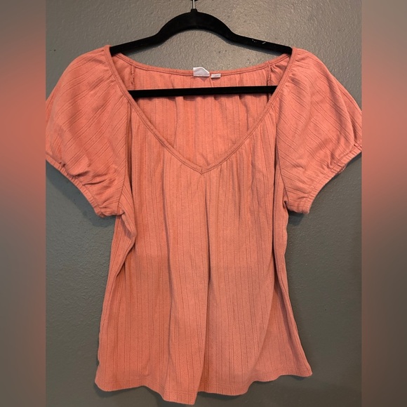 GAP Women's Pointelle V-Neck Tie Front Knit Top - Picture 6 of 9